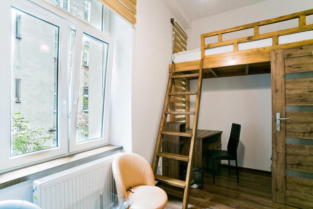 Modern Rooms In City Center クラクフ エクステリア 写真